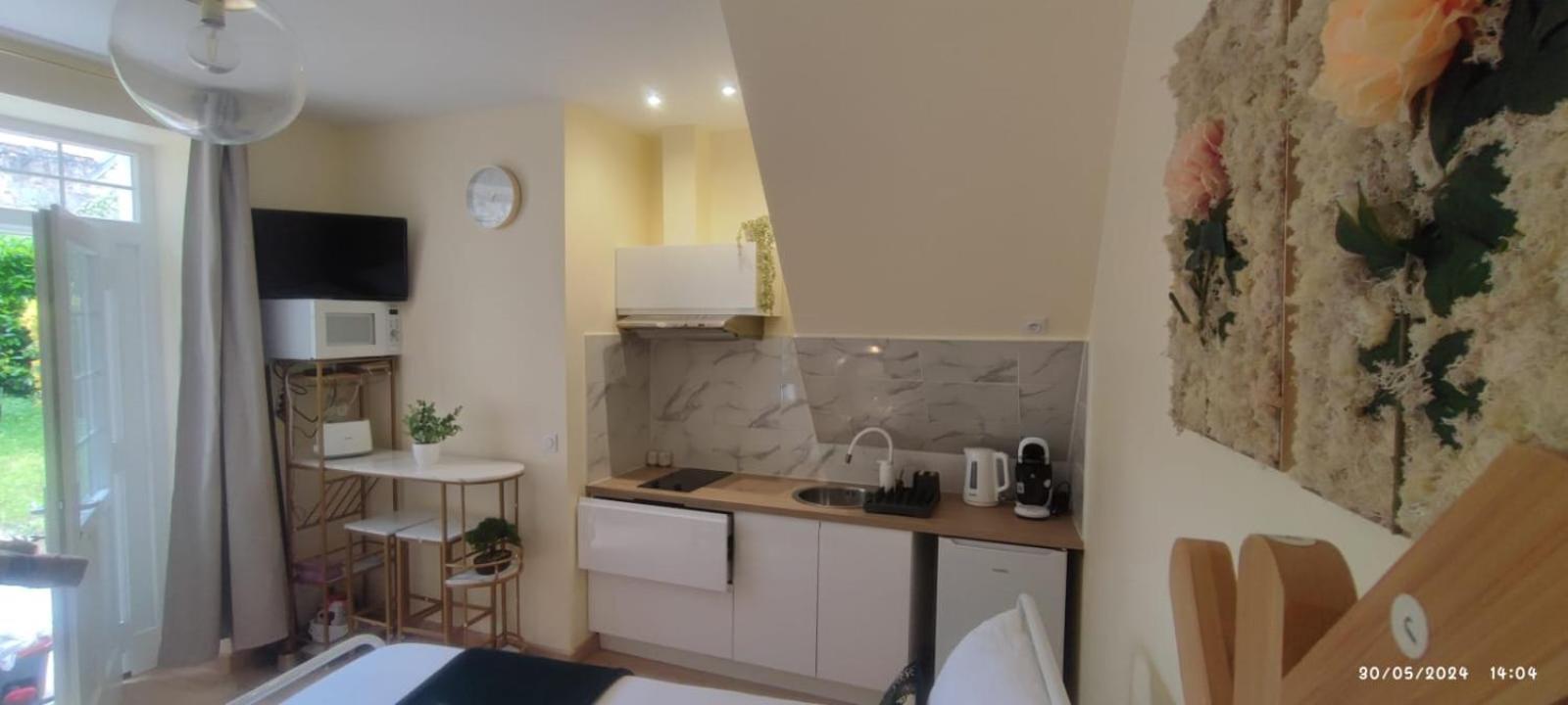 Le Cocoon Dore Poitiers Extérieur photo