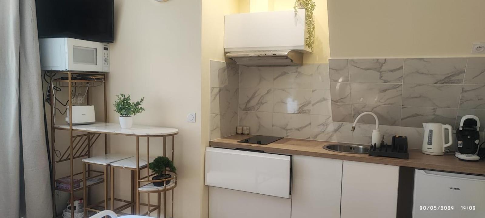 Le Cocoon Dore Poitiers Extérieur photo
