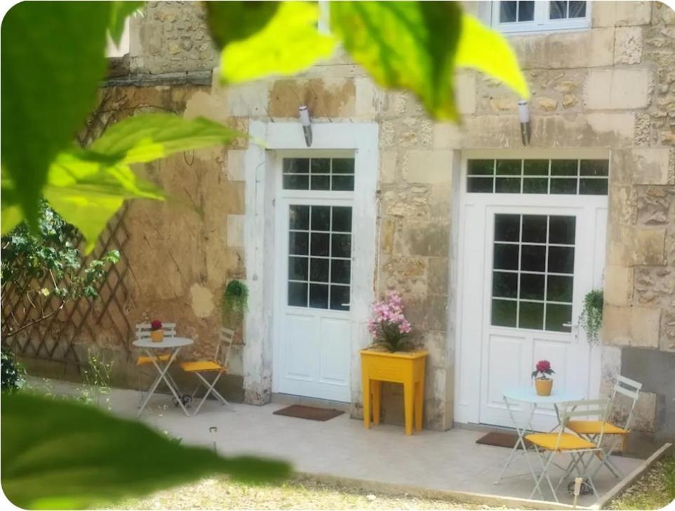 Le Cocoon Dore Poitiers Extérieur photo
